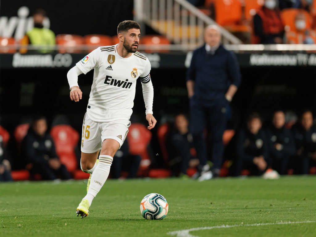 3分在望！瓦伦西亚15年未能在伯纳乌击败皇马